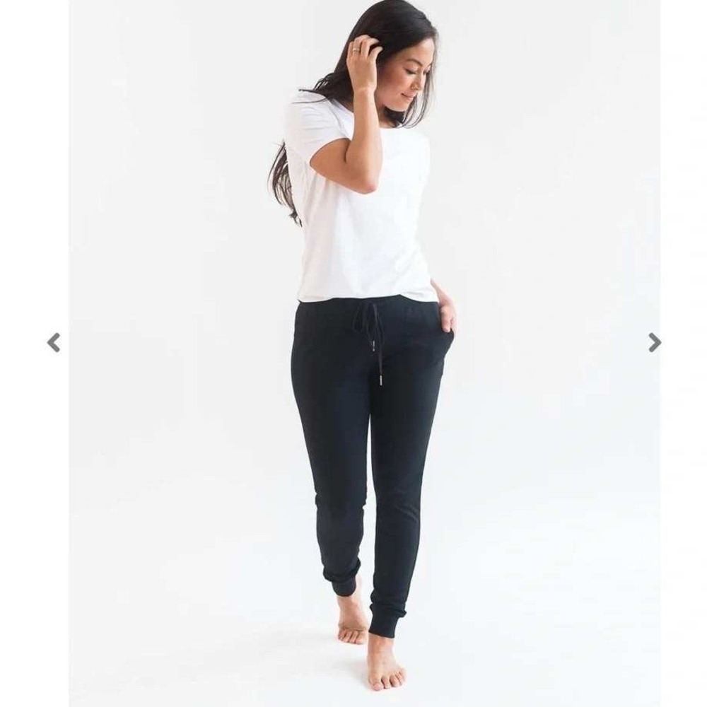 ZYIA UNWIND JOGGERS‎